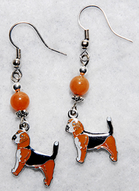 Beagle Earrings 2 features natural gemstone beads are paired with adorable enamel Beagle charms. The Beagle earrings are light and the colors will work with nearly any ensemble.